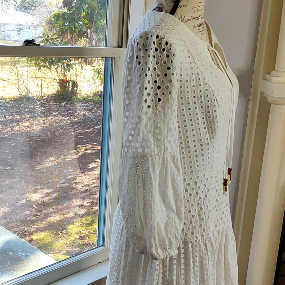 Vince Camuto Drop Waist White Eyelet Dress Lined Bodice Midi Length SZ: … - Picture 6 of 13